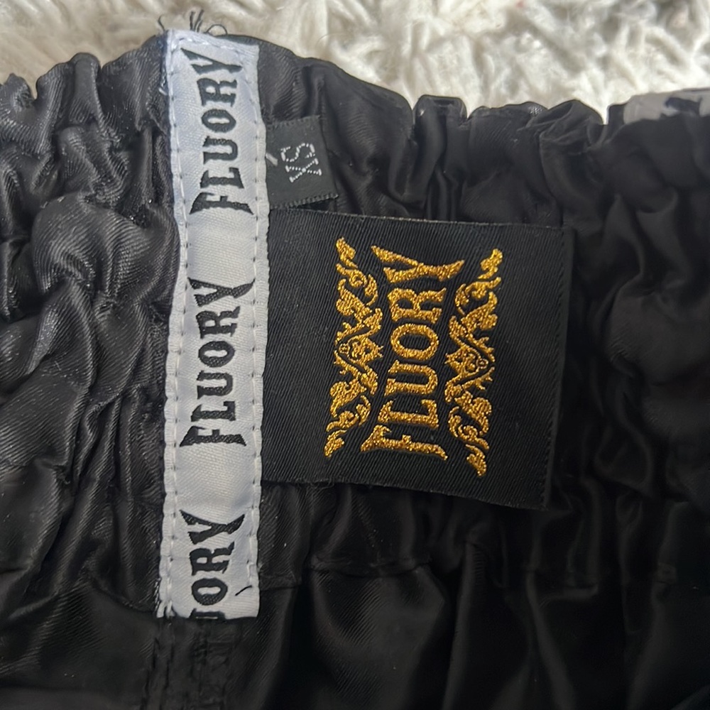 Shorts - Picture 2 of 2